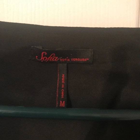 Blouse - Picture 3 of 6